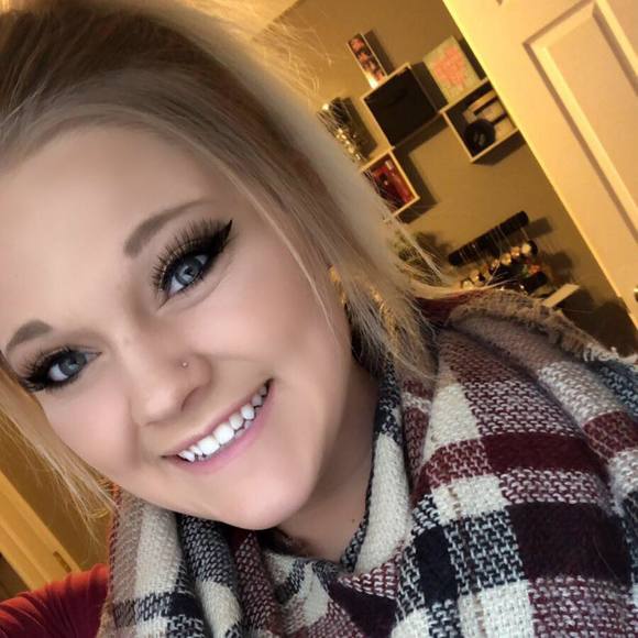 Meet your Posher, Casey - Picture 1 of 1